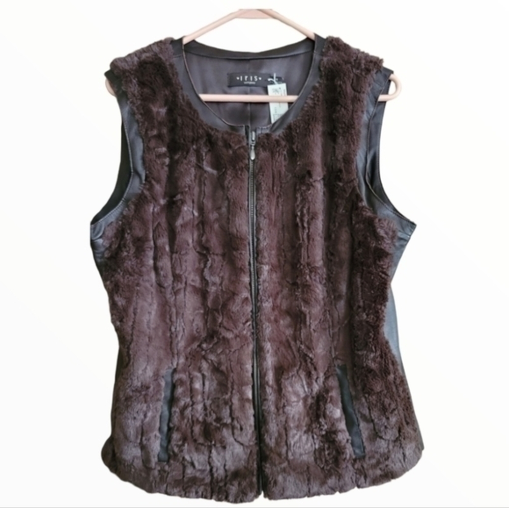 Iris Chocolate faux fur zip up vest